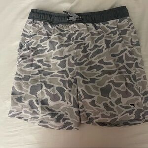 BURLEBO Gray camo shorts